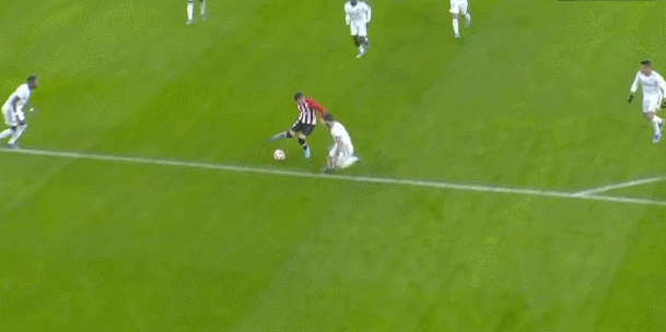 梅州2-2追平英博留住保级希望，奥马尔松破门，马马杜乌龙（梅州2-2战平英博续存保级希望：奥马尔松建功，马马杜自摆乌龙）