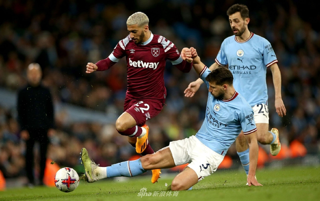 全市场：尤文对穆阿尼回归持乐观态度，但巴黎对谈判拖延不满（全市场：尤文看好穆阿尼回归，巴黎不满谈判进展缓慢）