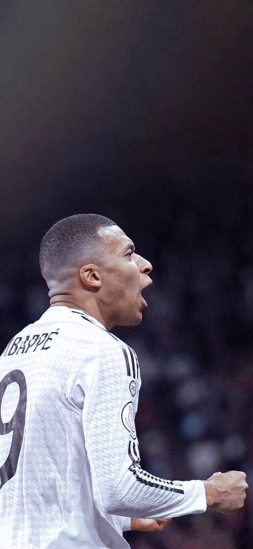 阿莱格里：明天看看普利西奇能否出战，米兰必须重返欧冠（阿莱格里：普利西奇出战待定，米兰目标重返欧冠）